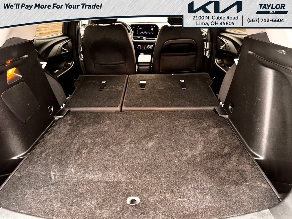 Used 2025 Chevrolet TrailBlazer LT AWD/4WD image 18