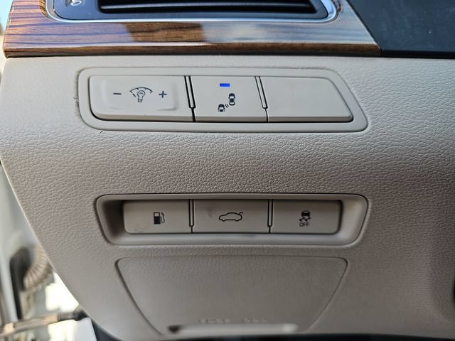 Used 2016 Hyundai Sonata Limited w/ Option Group 04 FWD image 30