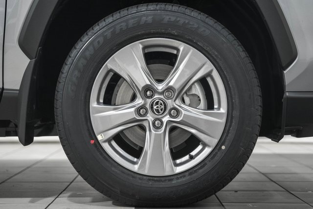 New 2025 Toyota RAV4 XLE image 15