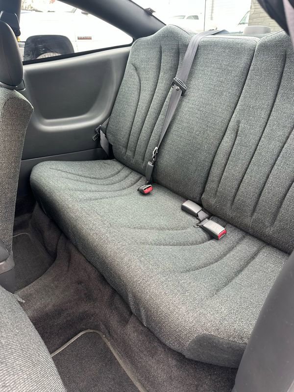 Used 2003 Chevrolet Cavalier Coupe w/ Preferred Equipment Group image 10