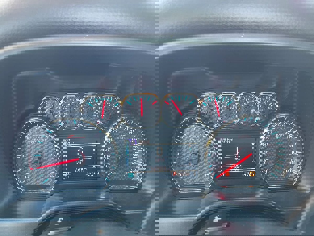 Used 2015 Chevrolet Silverado 2500 LT w/ Z71 Package, Off-Road AWD/4WD image 28