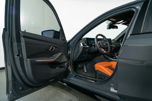 Used 2025 BMW M3 Competition w/ Executive Package AWD/4WD image 17