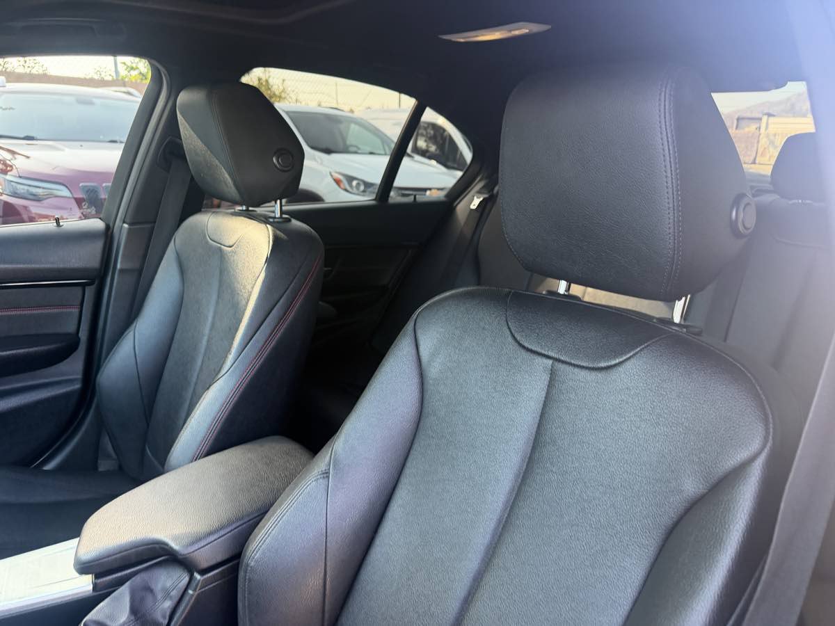 Used 2016 BMW 328i Sedan RWD image 14