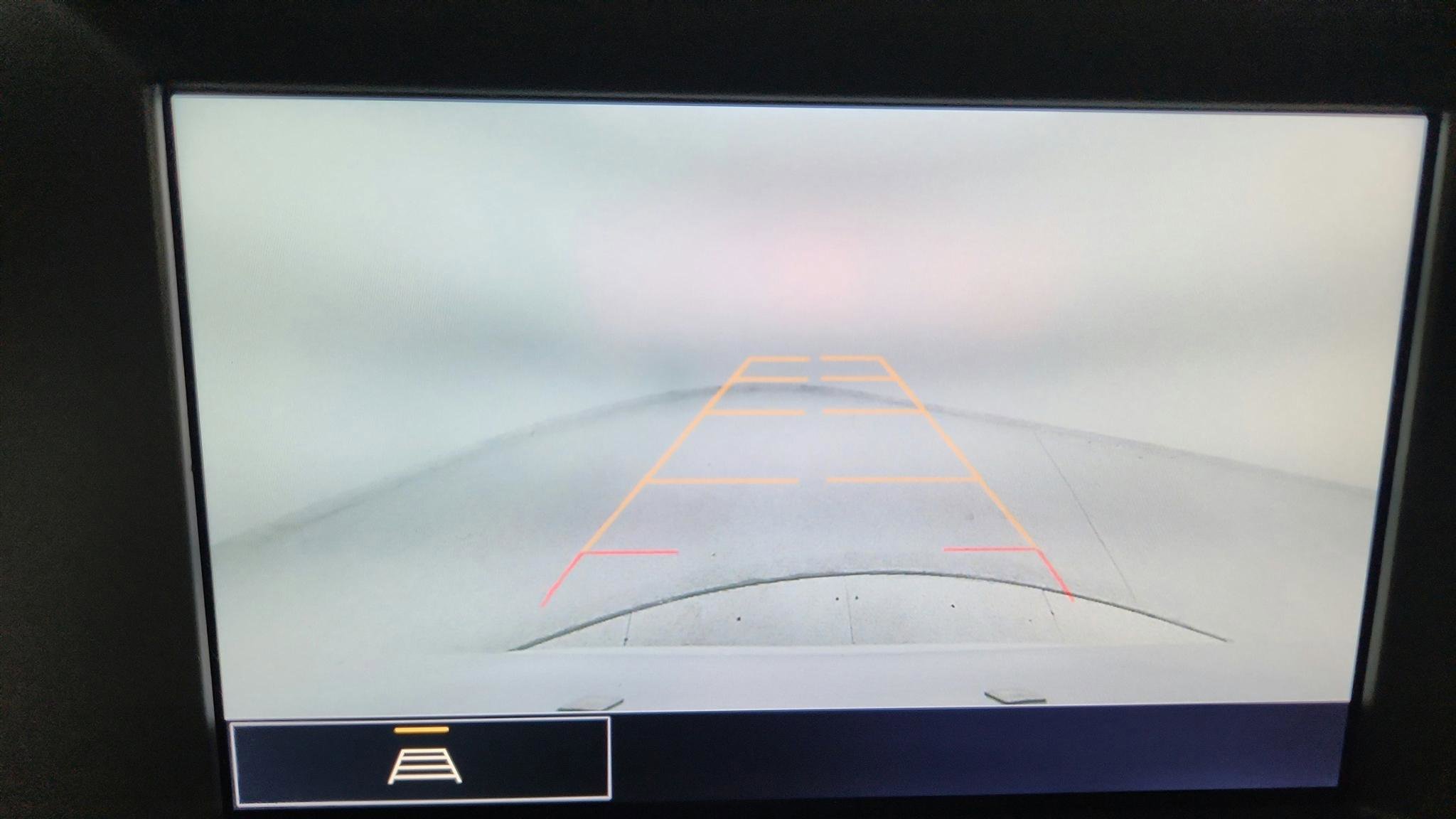 Used 2024 GMC Terrain SLT image 28