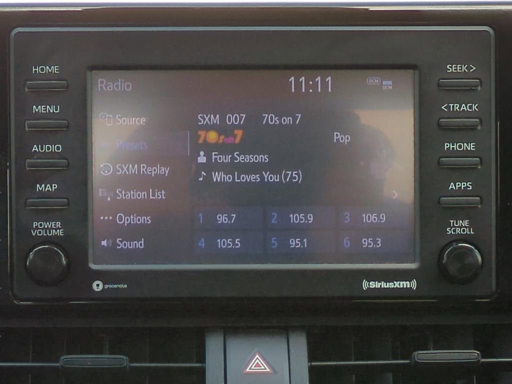 Used 2021 Toyota RAV4 LE image 18