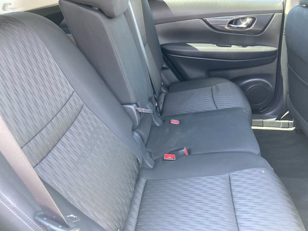 Used 2020 Nissan Rogue SV AWD/4WD image 22