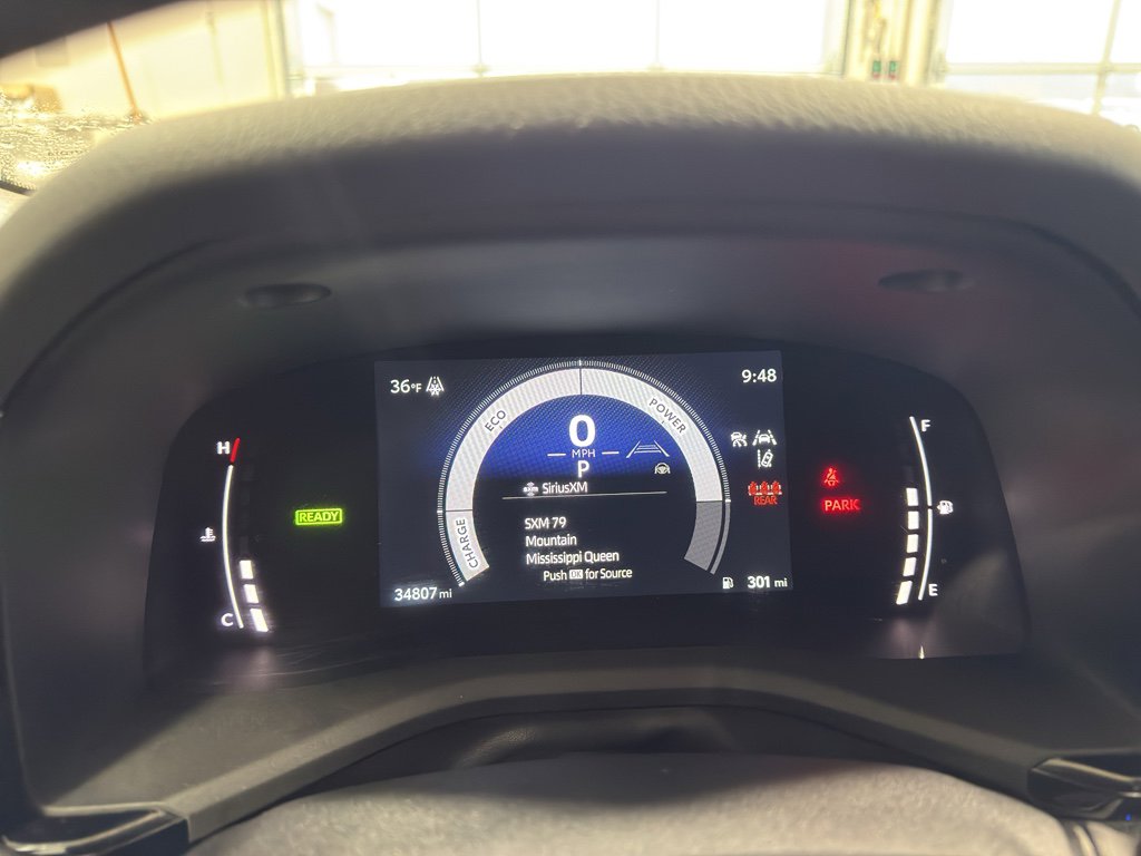 Used 2025 Toyota Camry LE image 12