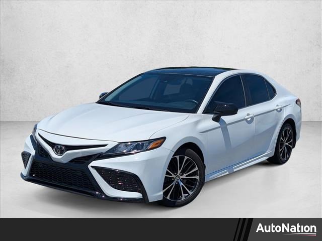 Used 2020 Toyota Camry SE FWD image 1