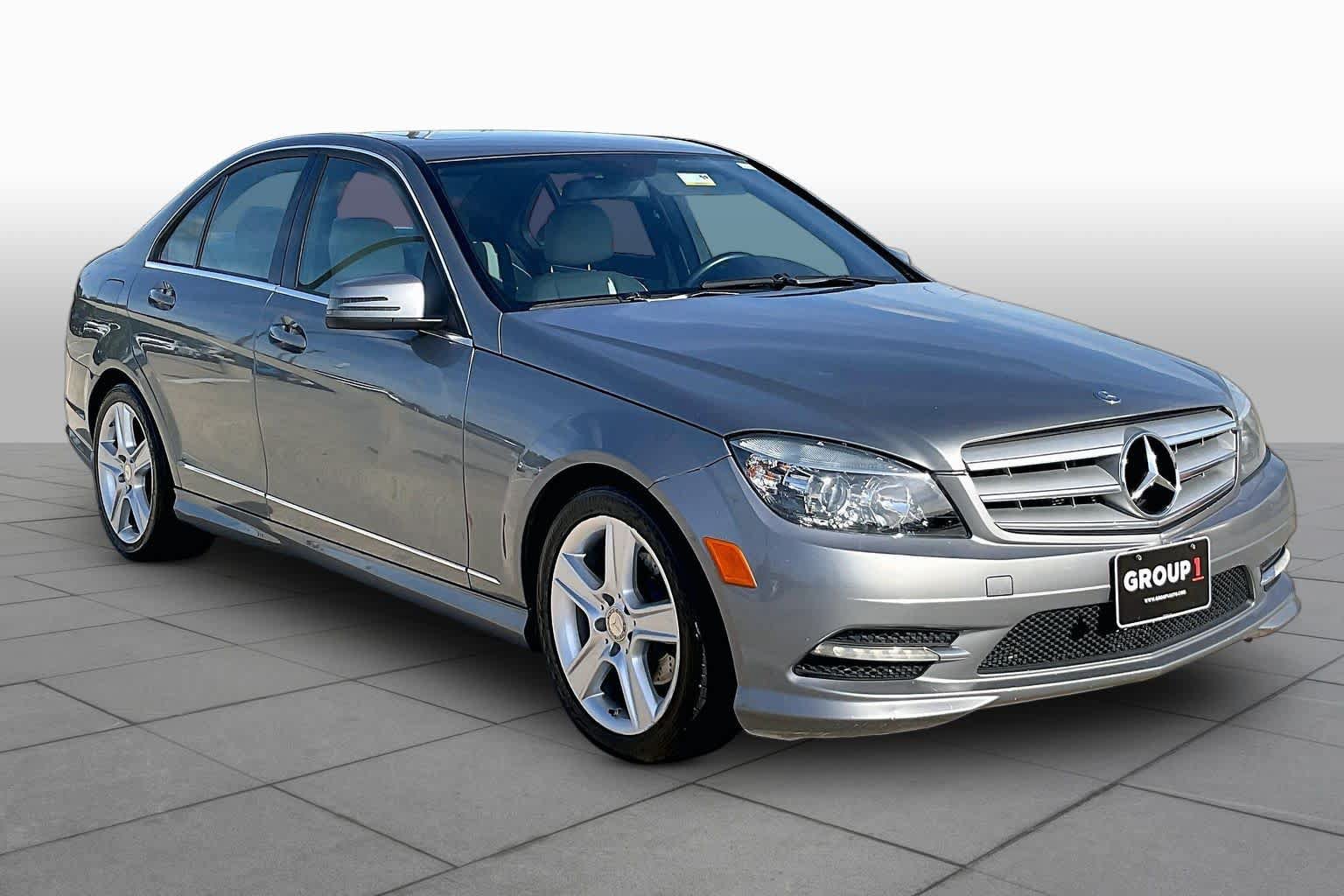 Used 2011 Mercedes-Benz C 300 Sedan image 2