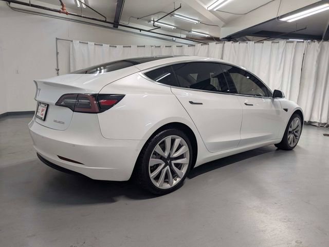 Used 2019 Tesla Model 3 Performance image 3