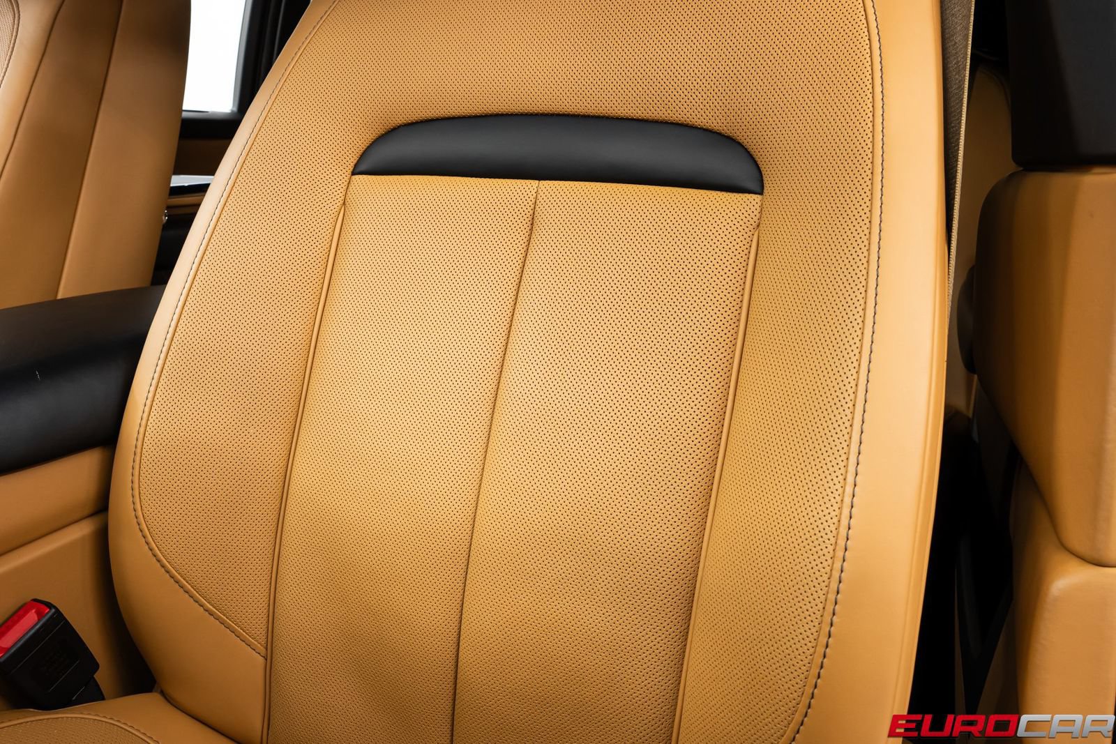 Used 2019 Rolls-Royce Cullinan AWD/4WD image 43