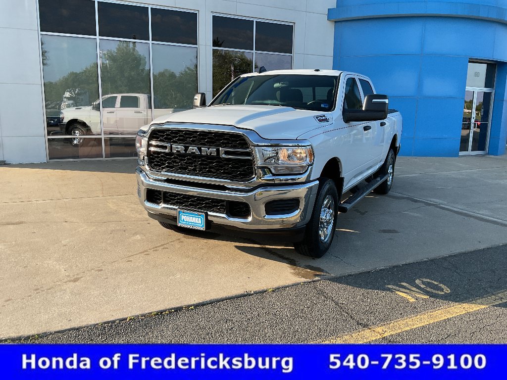 Used 2024 RAM 2500 Tradesman w/ Chrome Appearance Group AWD/4WD video 2