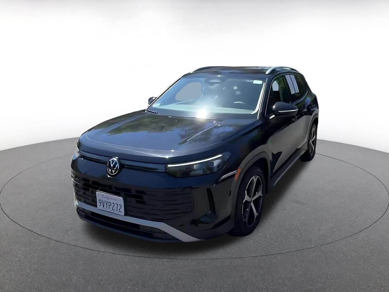 Used 2026 Volkswagen Tiguan SE FWD image 6