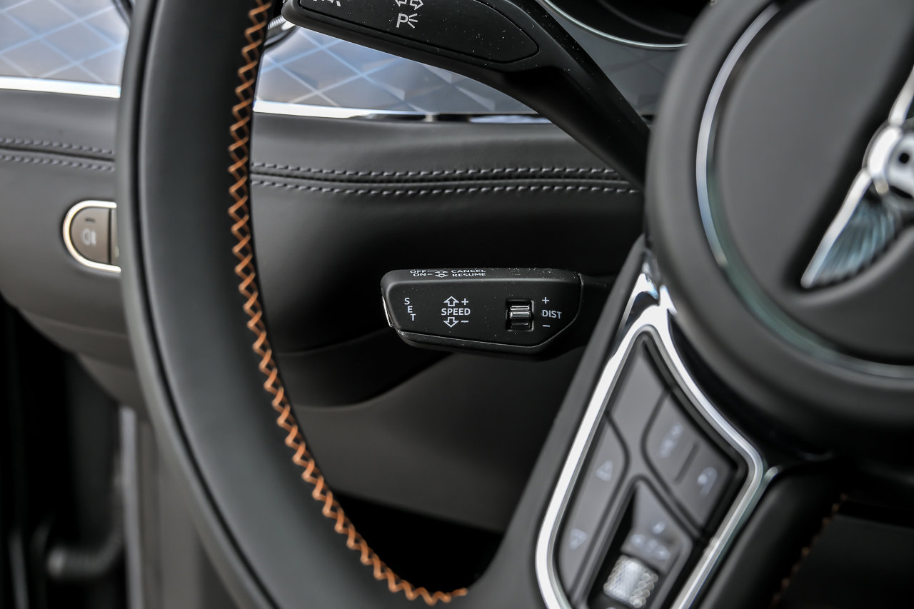 New 2026 Bentley Bentayga AWD/4WD image 43