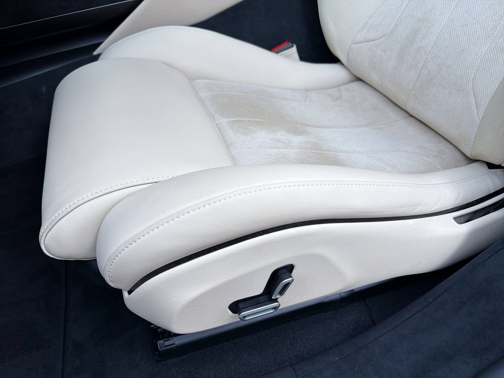Used 2026 Ferrari Purosangue AWD/4WD image 12