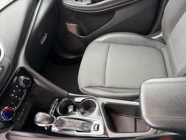 Used 2022 Buick Encore GX Preferred w/ Cold Weather Comfort Package image 16