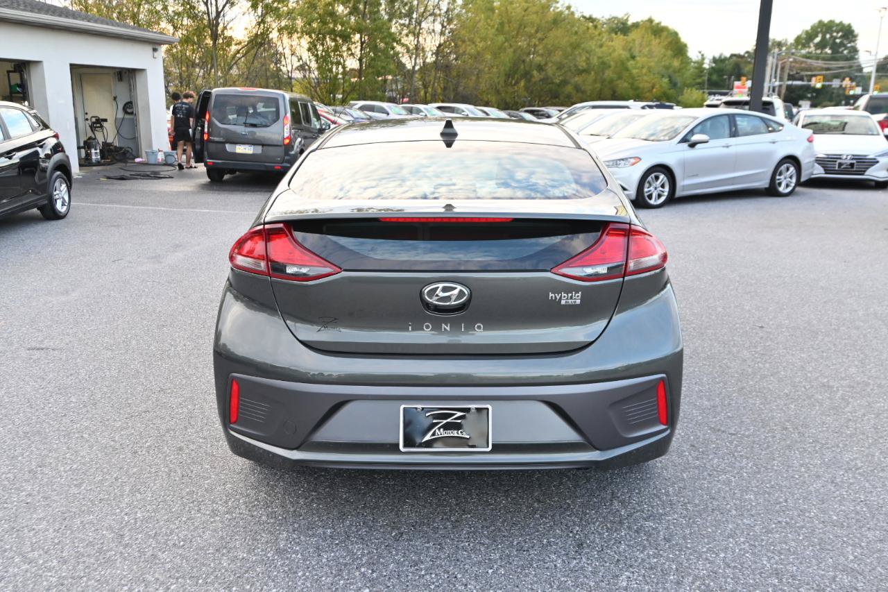 Used 2020 Hyundai Ioniq Blue FWD image 10