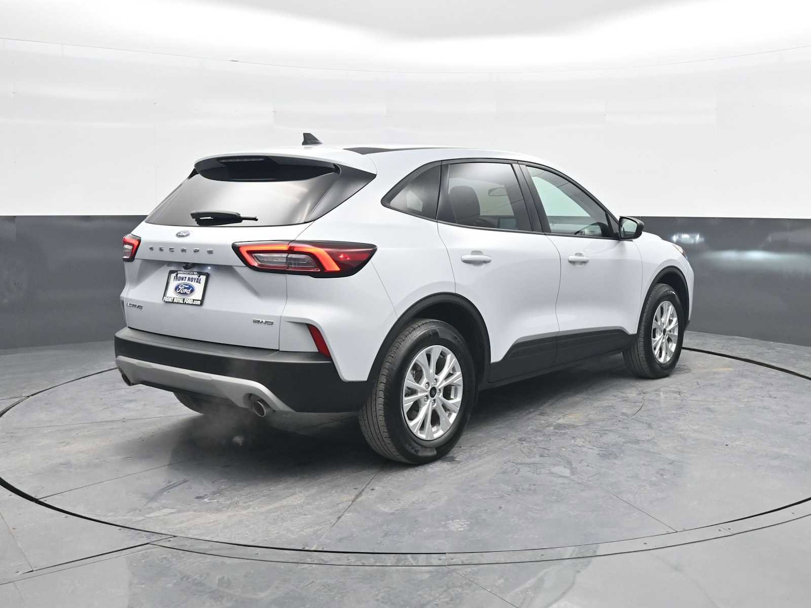 Used 2025 Ford Escape Active image 8