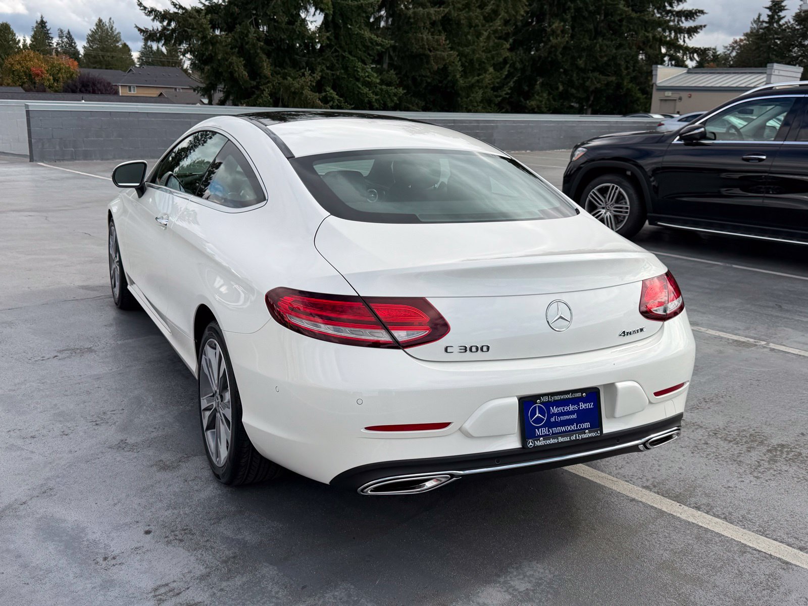 Used 2023 Mercedes-Benz C 300 4MATIC Coupe image 8