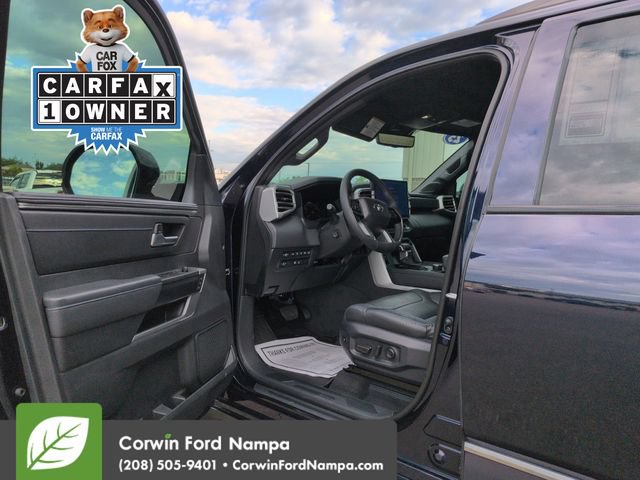 Used 2025 Toyota Sequoia Platinum AWD/4WD image 9