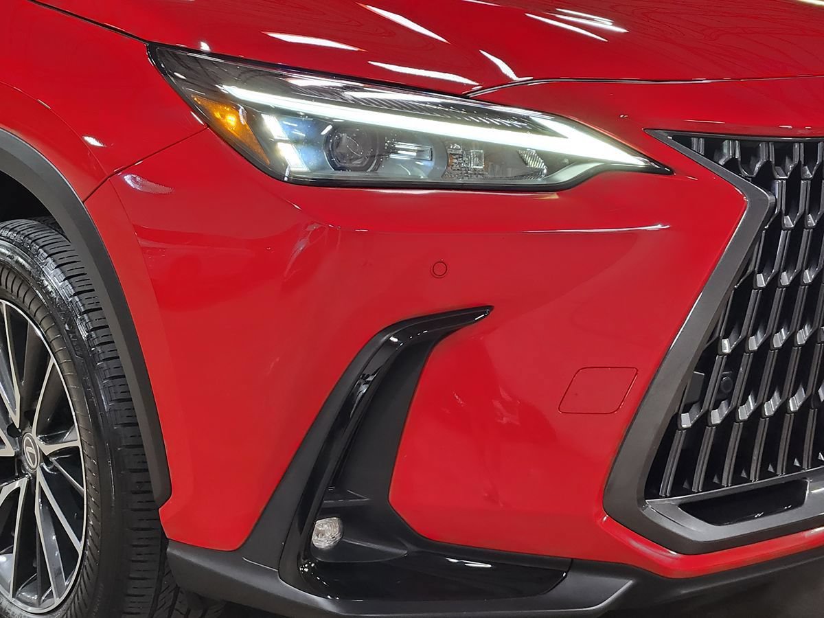 Used 2025 Lexus NX 250 FWD w/ Accessory Package (2T) image 13