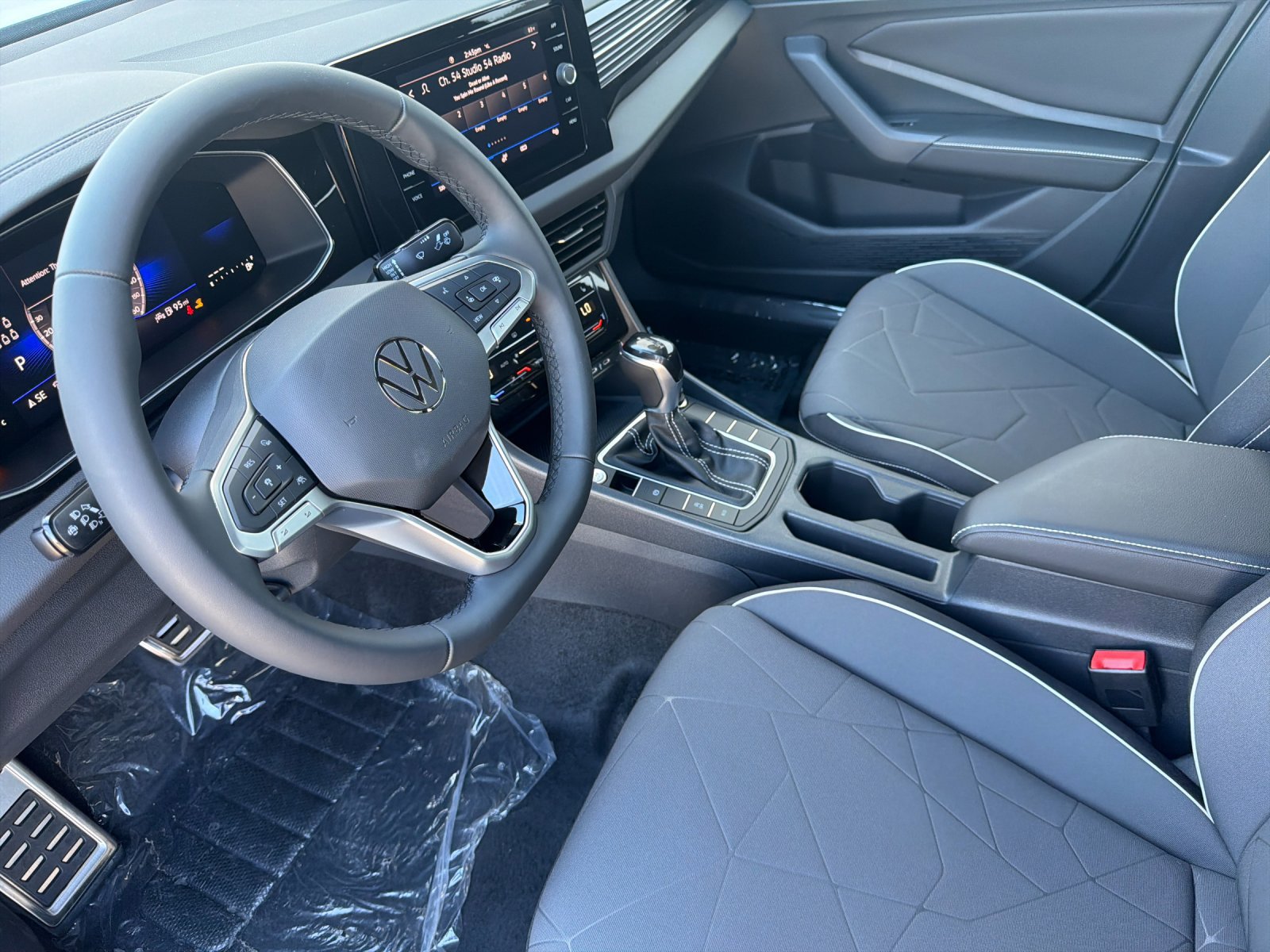 New 2027 Volkswagen Jetta Sport FWD image 10