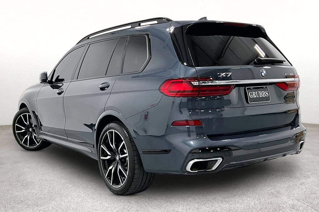 Used 2022 BMW X7 xDrive40i w/ M Sport Package AWD/4WD image 12