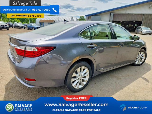 Used 2014 Lexus ES 300h w/ Luxury Package w/Bamboo Trim FWD image 4