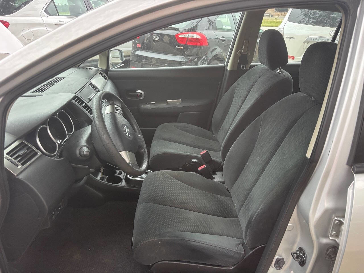 Used 2011 Nissan Versa 1.8 S w/ PWR Plus Pkg image 10