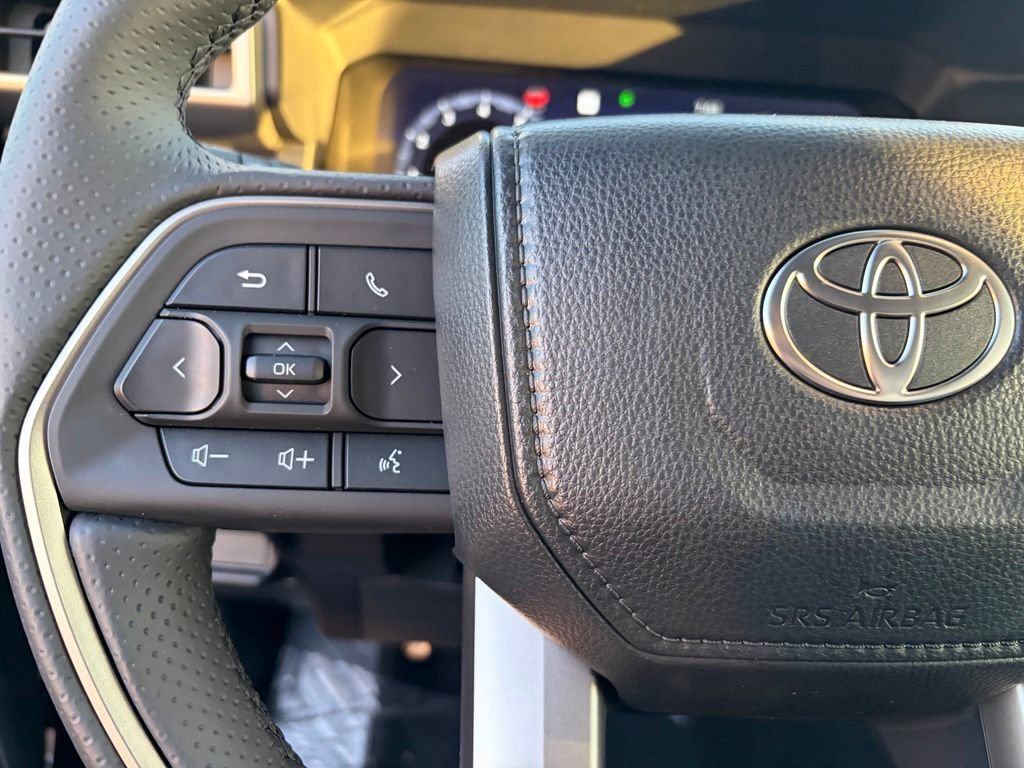 Used 2026 Toyota 4Runner Platinum AWD/4WD image 26