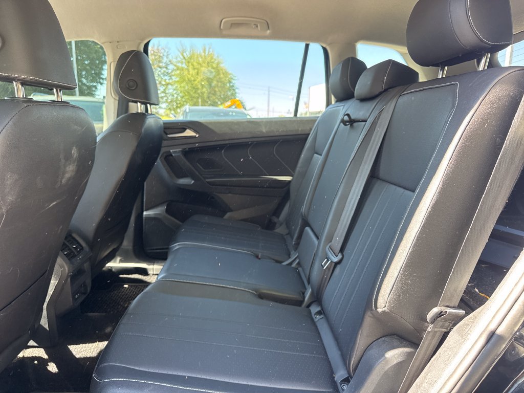 Used 2024 Volkswagen Tiguan SE AWD/4WD image 11