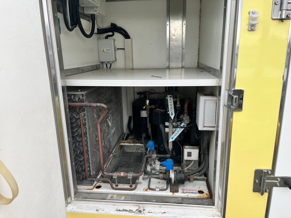 Used 2019 Ford E-450 and Econoline 450 Super Duty w/ Power Windows & Locks Group image 11