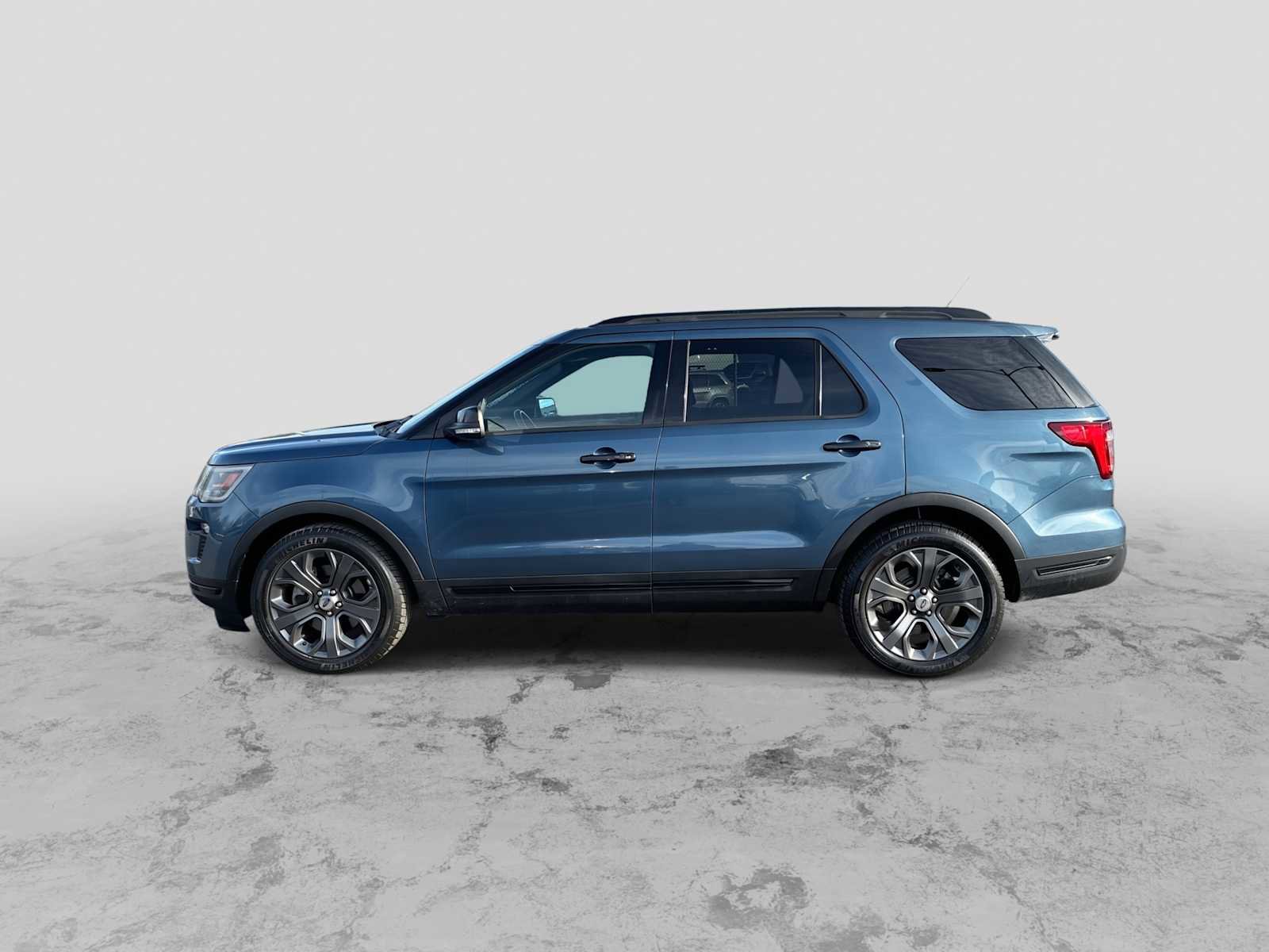 Used 2018 Ford Explorer Sport w/ Equipment Group 401A image 5