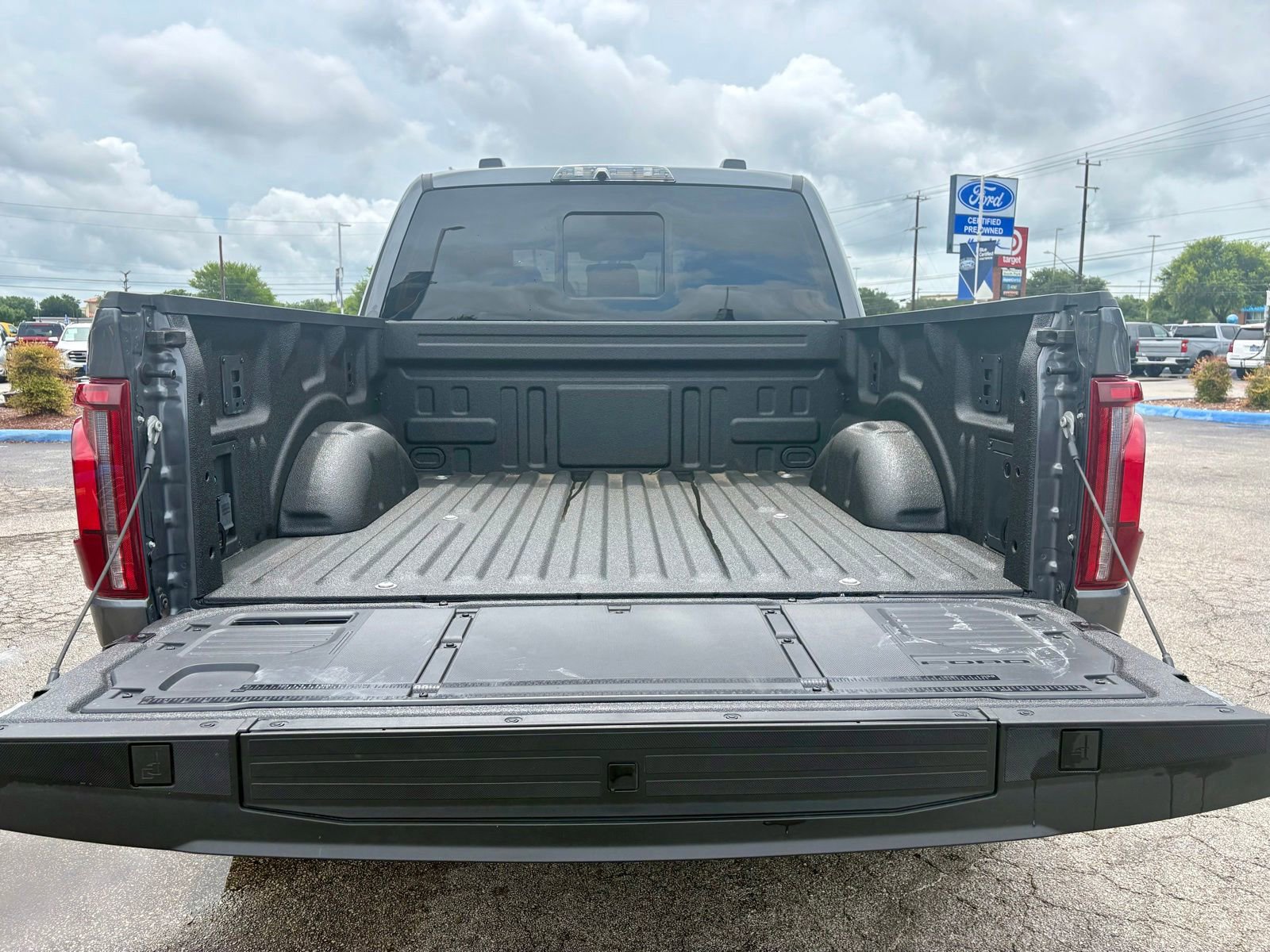 Used 2026 Ford F150 Raptor AWD/4WD image 18