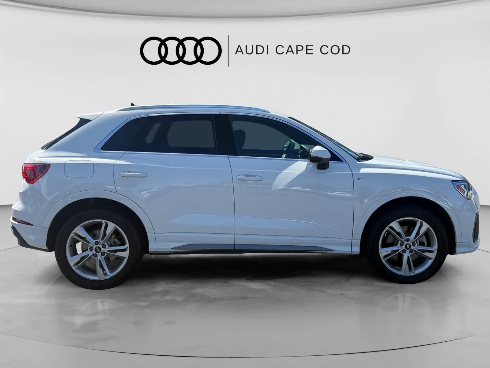 Used 2023 Audi Q3 2.0T Premium w/ Convenience Package AWD/4WD image 8