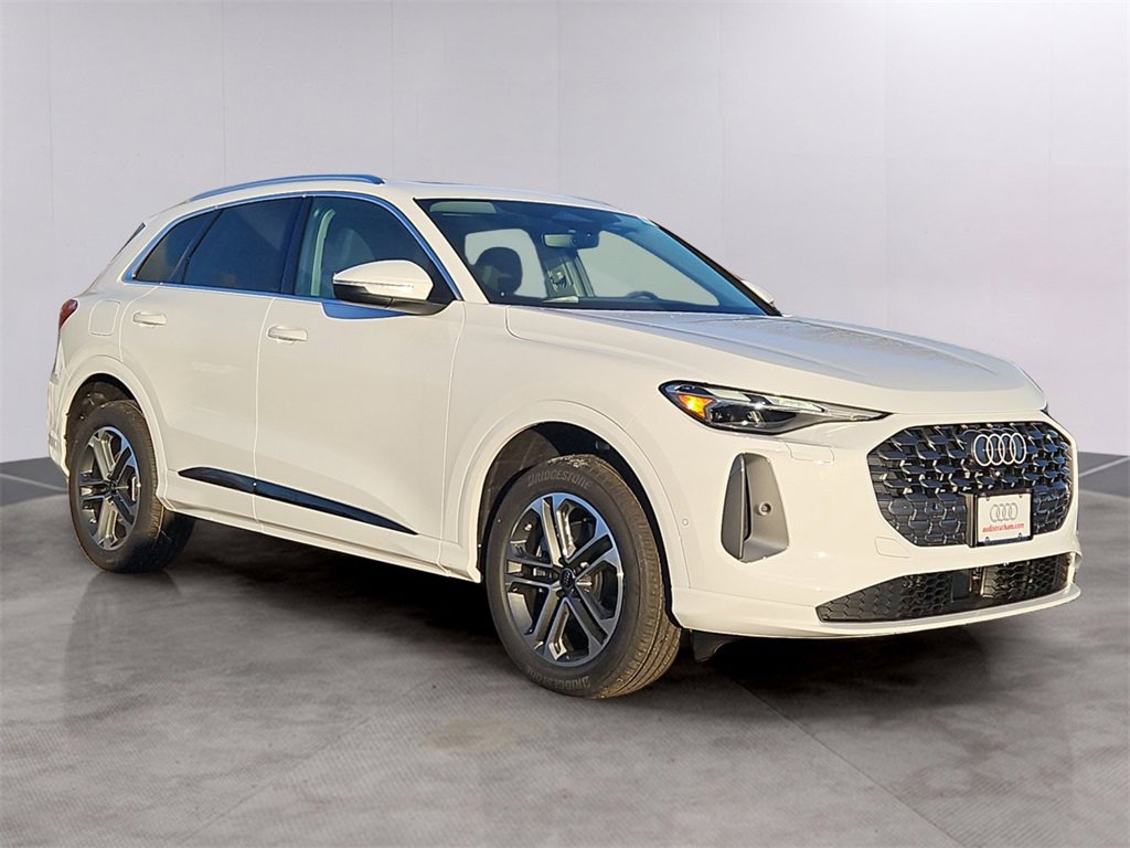 New 2025 Audi Q5 Premium image 2