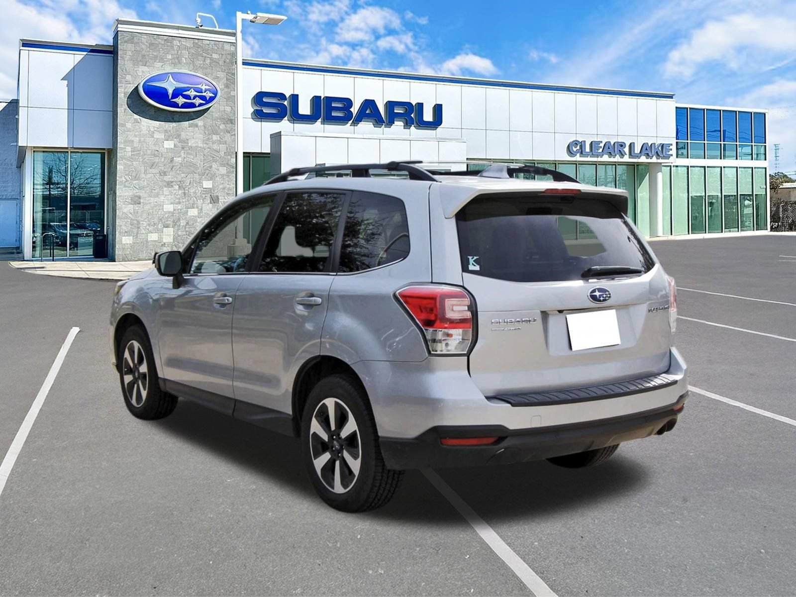 Used 2017 Subaru Forester 2.5i Limited AWD/4WD image 4