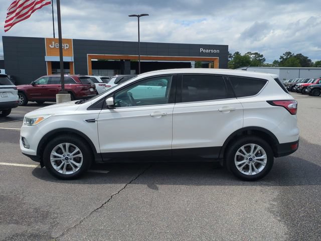 Used 2017 Ford Escape SE FWD image 7