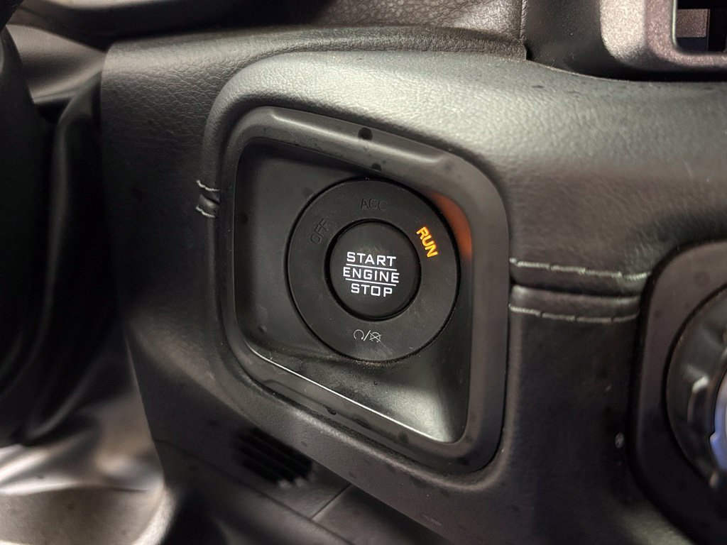 Used 2025 Jeep Wrangler Unlimited Rubicon AWD/4WD image 22