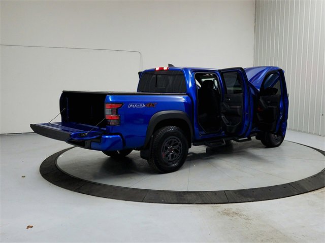 Used 2025 Nissan Frontier PRO-4X image 15