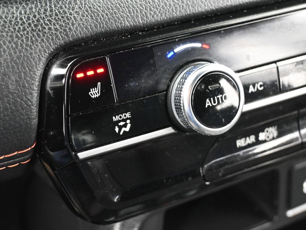 Used 2023 Honda Pilot Sport image 26