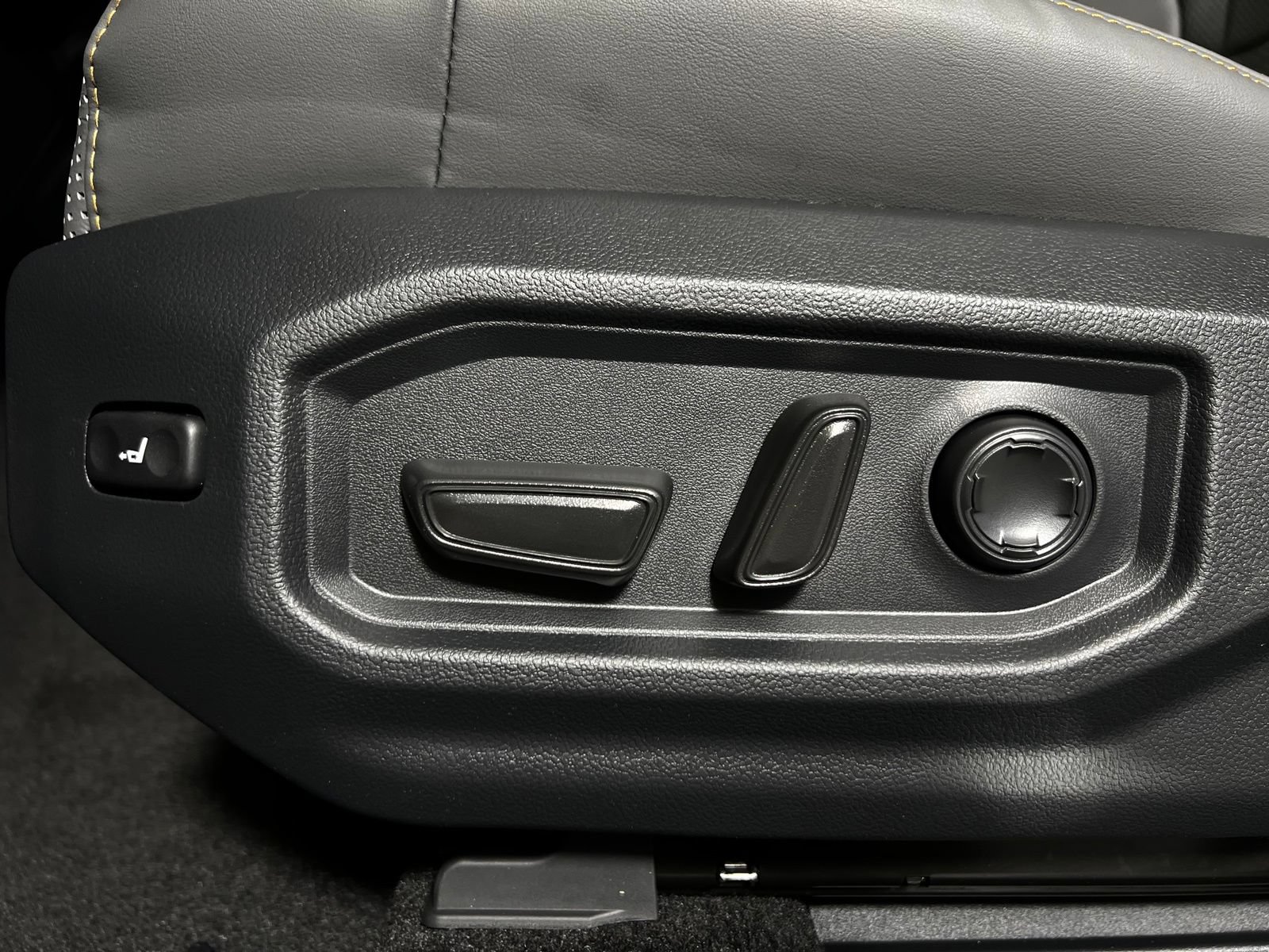 New 2026 Toyota Tundra Capstone AWD/4WD image 11