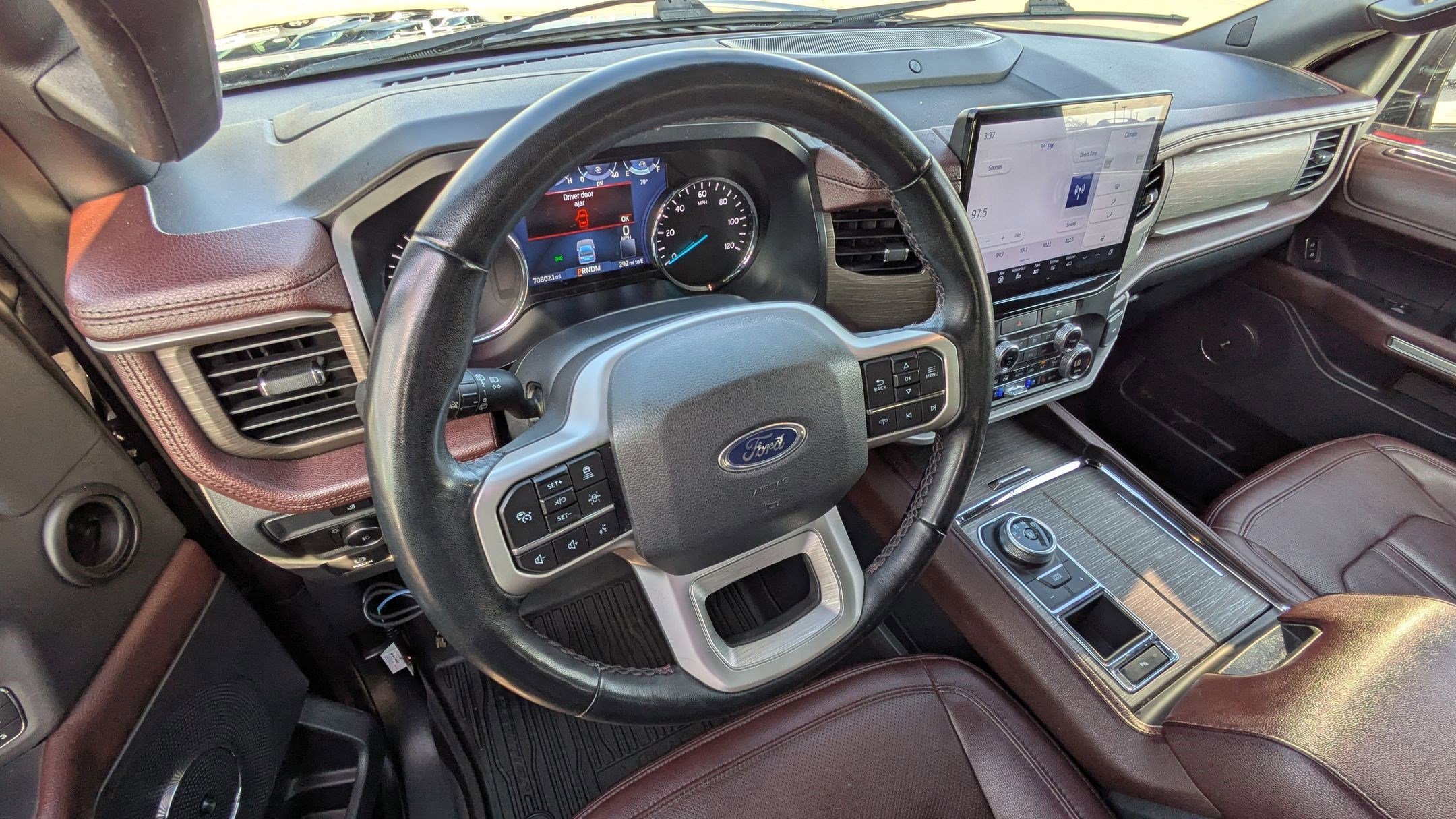 Used 2023 Ford Expedition Max Limited image 12