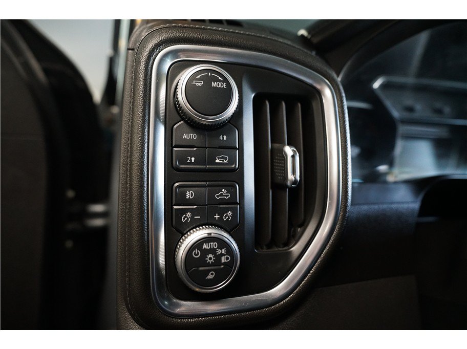 Used 2020 GMC Sierra 1500 SLT AWD/4WD image 17