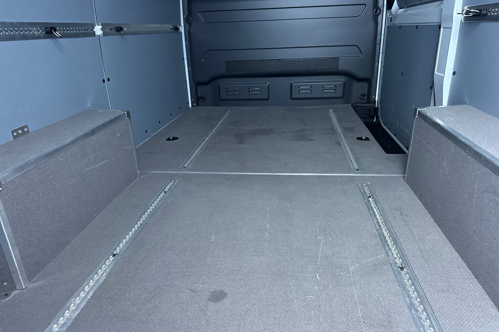 Used 2025 Mercedes-Benz Sprinter 2500 image 15