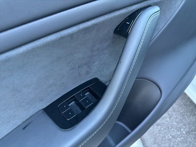 Used 2019 Tesla Model 3 Performance image 21