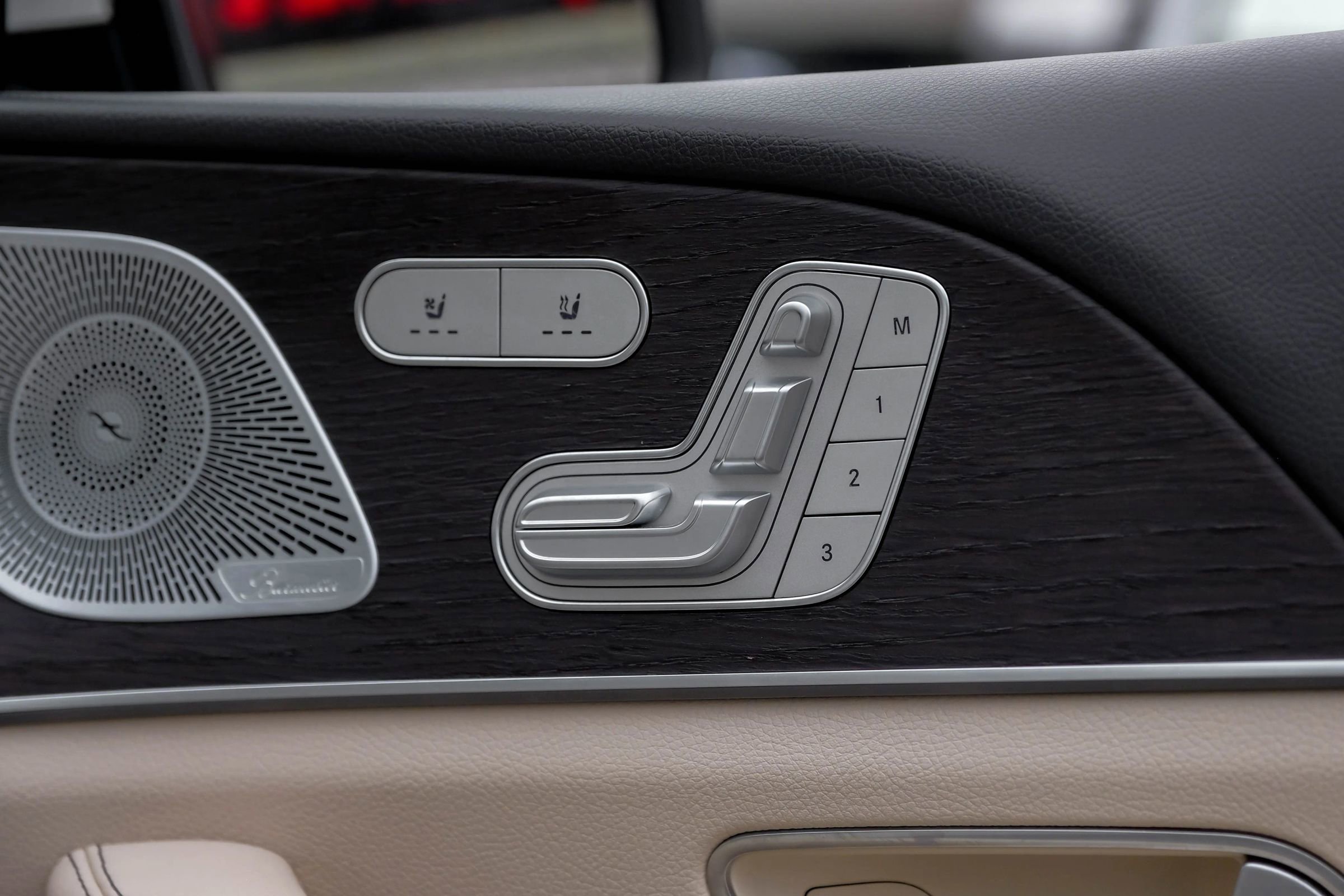 Used 2020 Mercedes-Benz GLS 450 4MATIC image 52