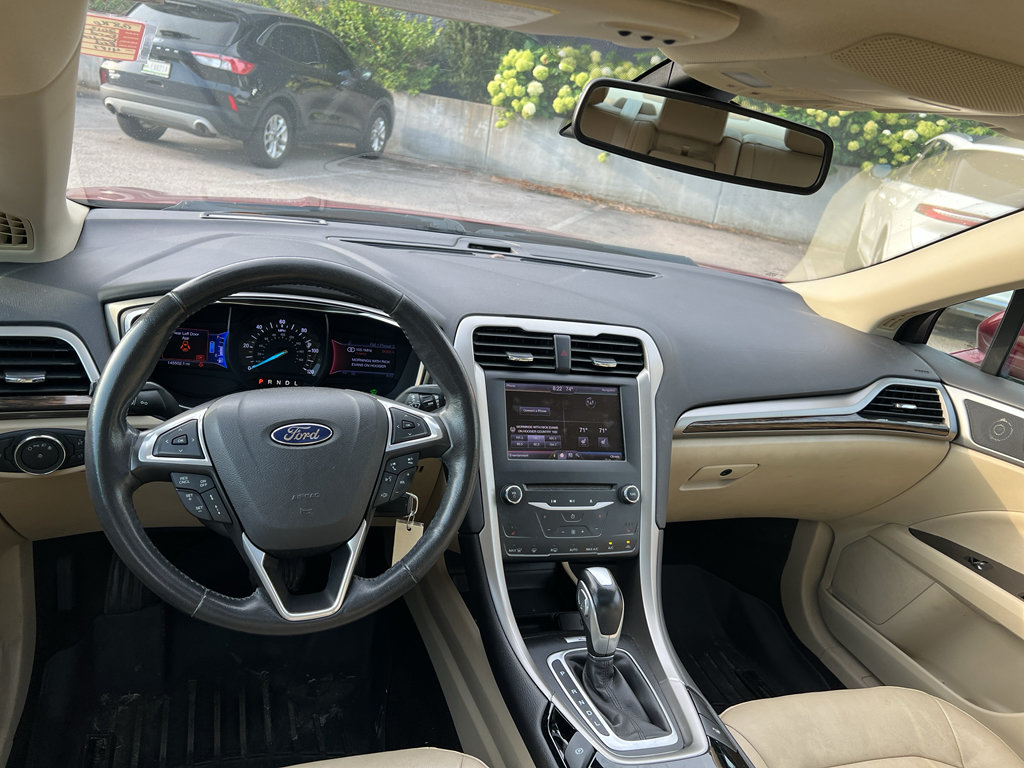 Used 2013 Ford Fusion SE FWD image 9