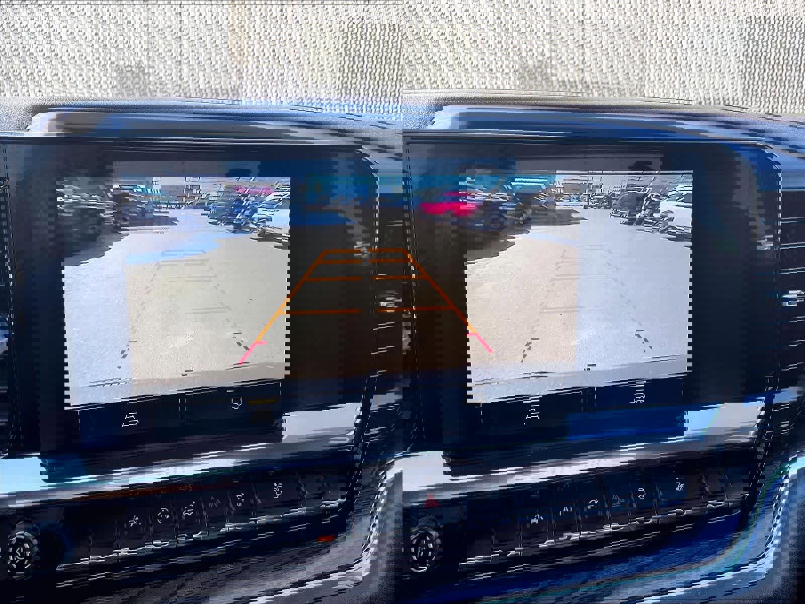 Used 2023 Chevrolet Silverado 1500 LT image 19