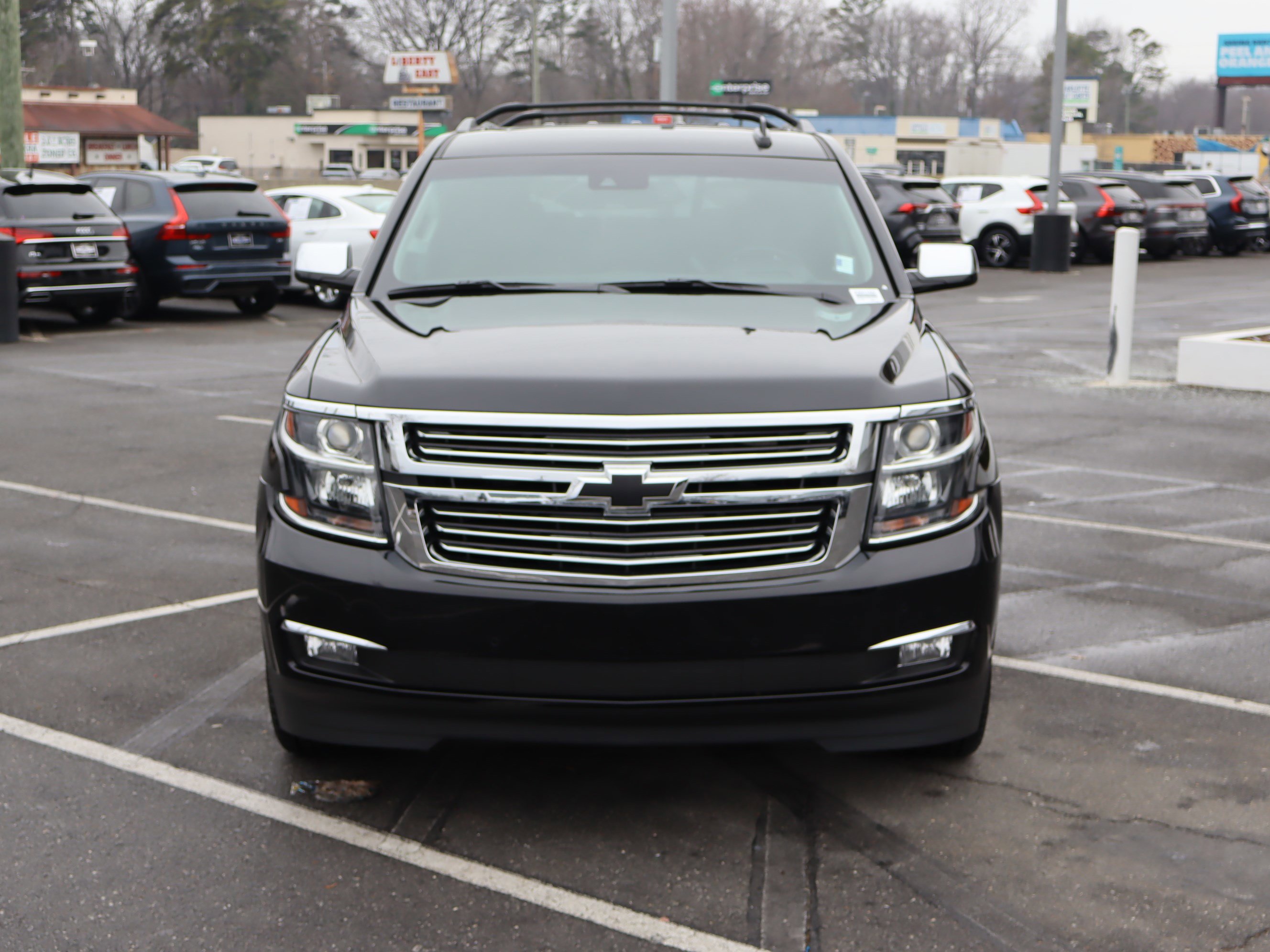 Used 2020 Chevrolet Tahoe Premier w/ Premier Plus Edition image 3
